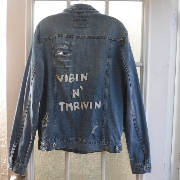 Forever 21 Button Up Blue Color Distressed Jean Jacket - Picture 2 of 6